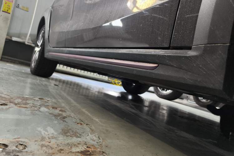 Used Lynk & Co 02 New Energy 2021 1.5T PHEV Pro Right Side Sill