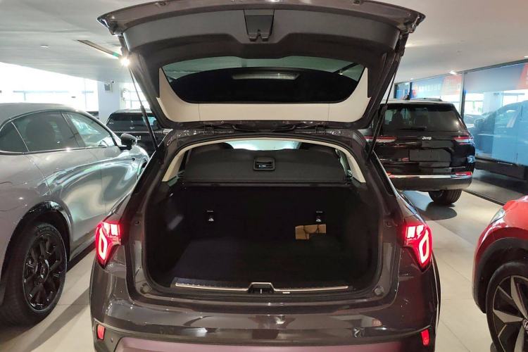 Used Lynk & Co 02 New Energy 2021 1.5T PHEV Pro Trunk
