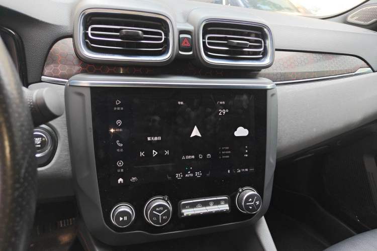 Used Lynk & Co 03 2018 1.5TD DCT JingPro Edition China V Standard Audio And AC Panel