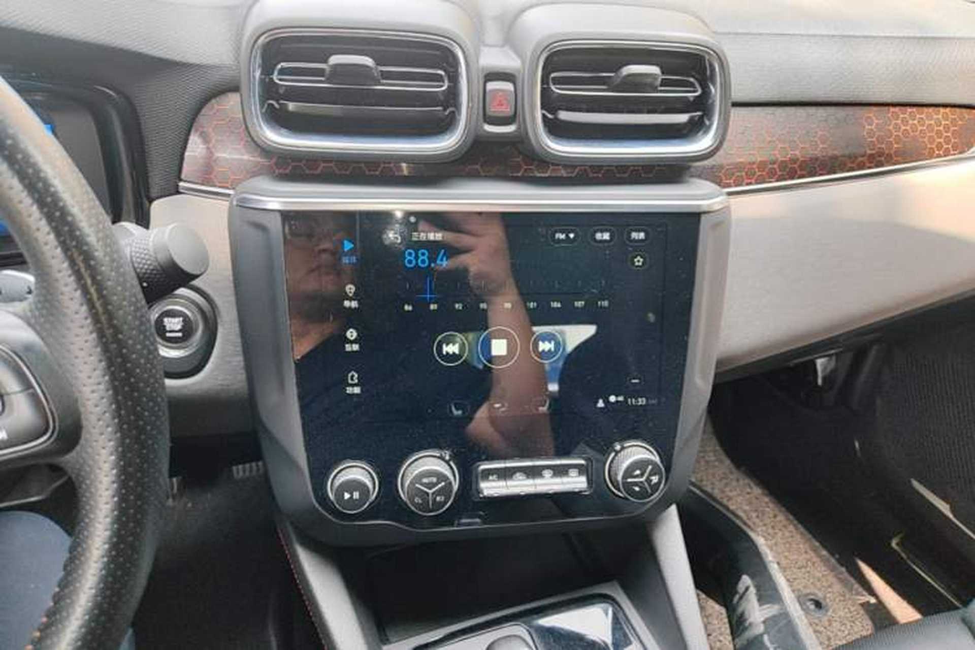 Used Lynk & Co 03 2018 1.5TD DCT Sport Edition China V Standard Audio And AC Panel