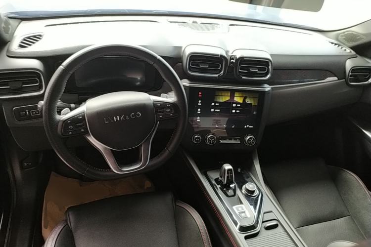 Used Lynk & Co 03 2018 1.5TD DCT Sport Edition China V Standard Center Console