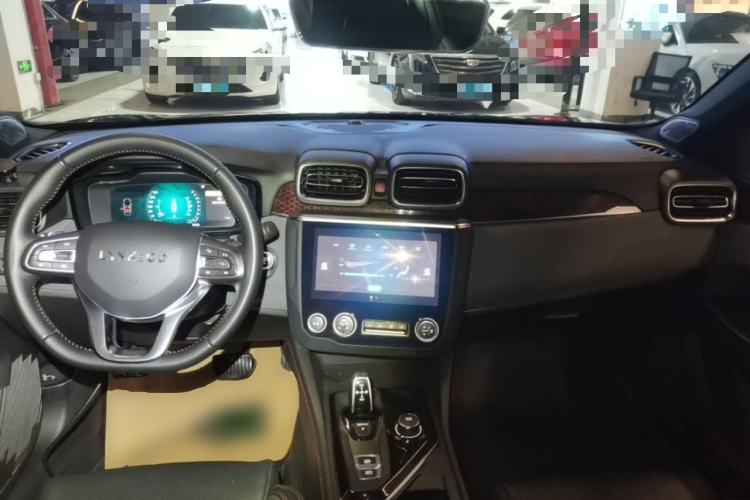 Used Lynk & Co 03 2018 1.5TD DCT JingPro Edition China V Standard Center Console