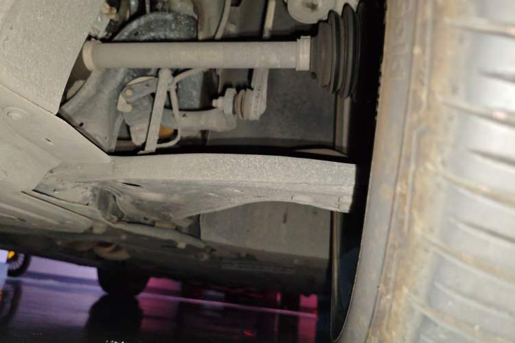Used Lynk & Co 03 2018 1.5TD DCT JingPro Edition China V Standard Chassis Front Left