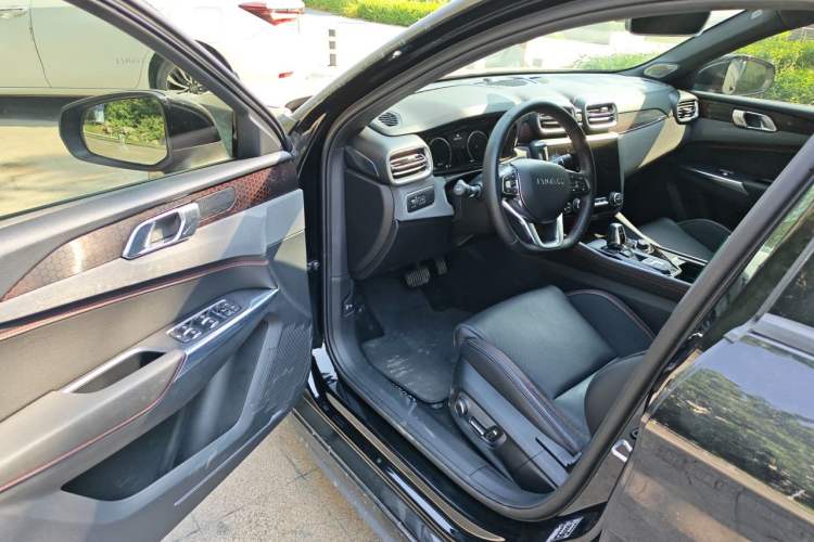 Used Lynk & Co 03 2018 1.5TD DCT JingPro Edition China V Standard Driver Seat