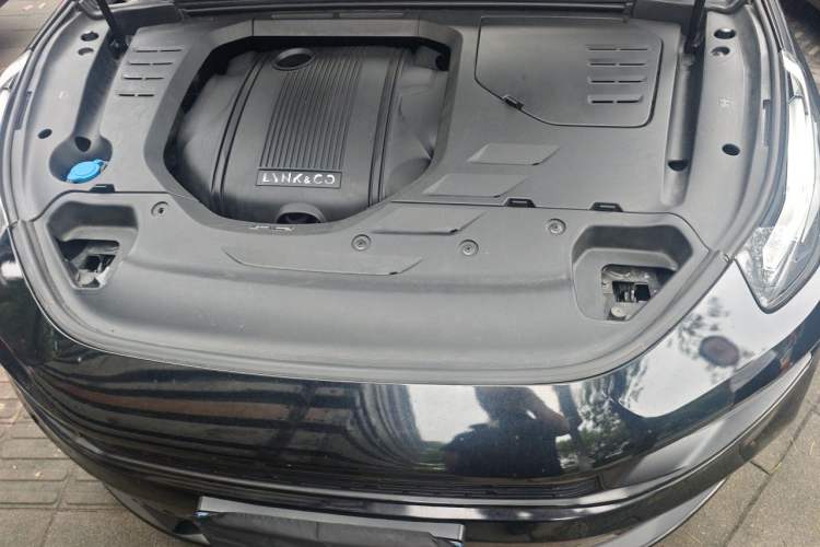 Used Lynk & Co 03 2018 1.5TD DCT JingPro Edition China V Standard Engine Bay