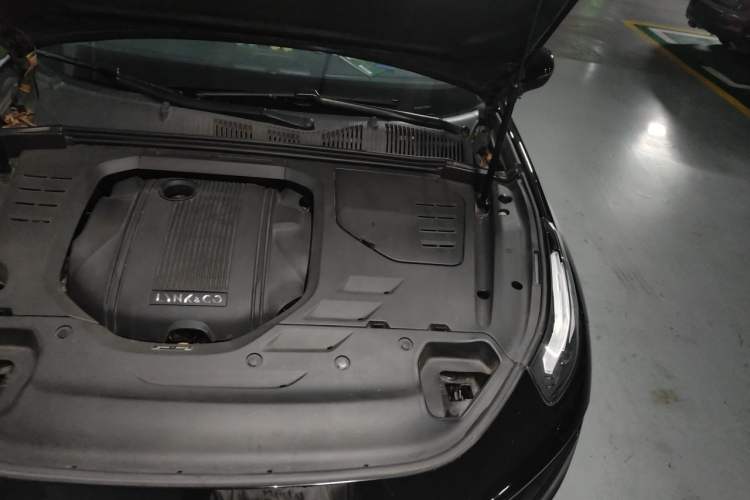 Used Lynk & Co 03 2018 1.5TD DCT Version China V Standard Engine Bay Left