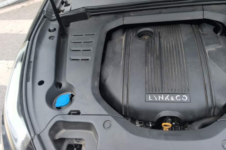 Used Lynk & Co 03 2018 1.5TD DCT JingPro Edition China V Standard Engine Bay Right