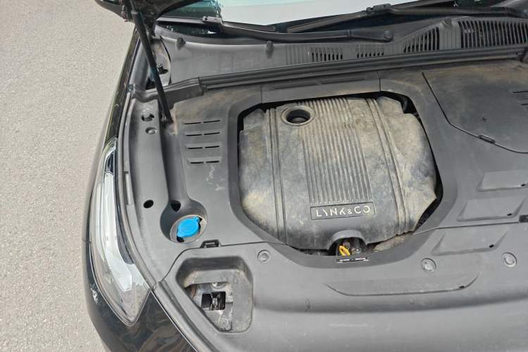 Used Lynk & Co 03 2018 1.5TD DCT JingPro Edition China V Standard Engine Bay Right
