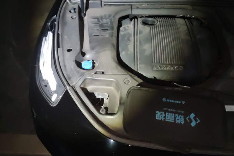 Used Lynk & Co 03 2018 1.5TD DCT Sport Edition China V Standard Engine Bay Right