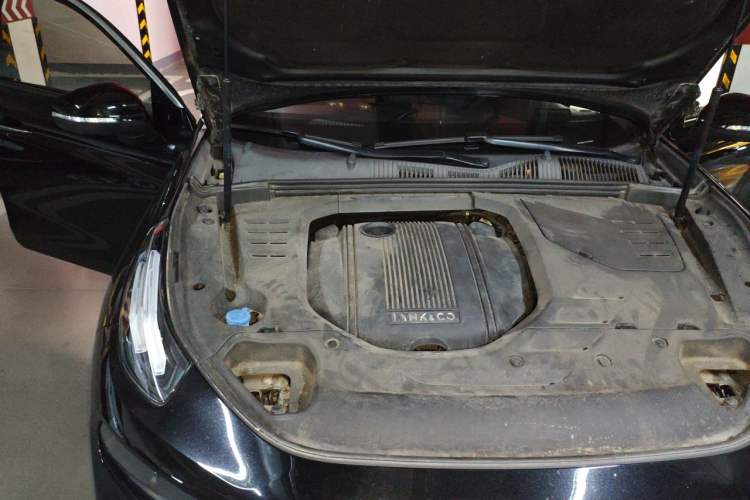 Used Lynk & Co 03 2018 1.5TD DCT JingPro Edition China V Standard Engine Bay Right