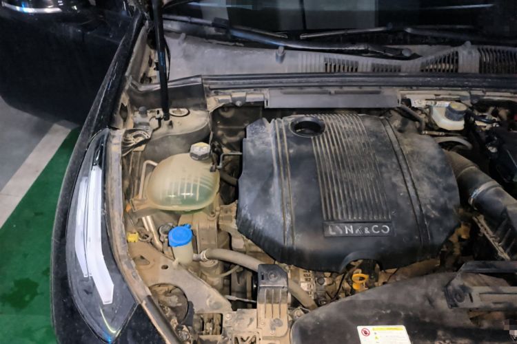 Used Lynk & Co 03 2018 1.5TD DCT JingPro Edition China V Standard Engine Bay Right