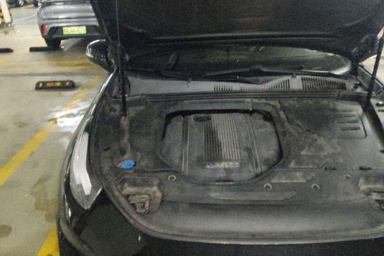 Used Lynk & Co 03 2018 1.5TD DCT JingPro Edition China V Standard Engine Bay Right