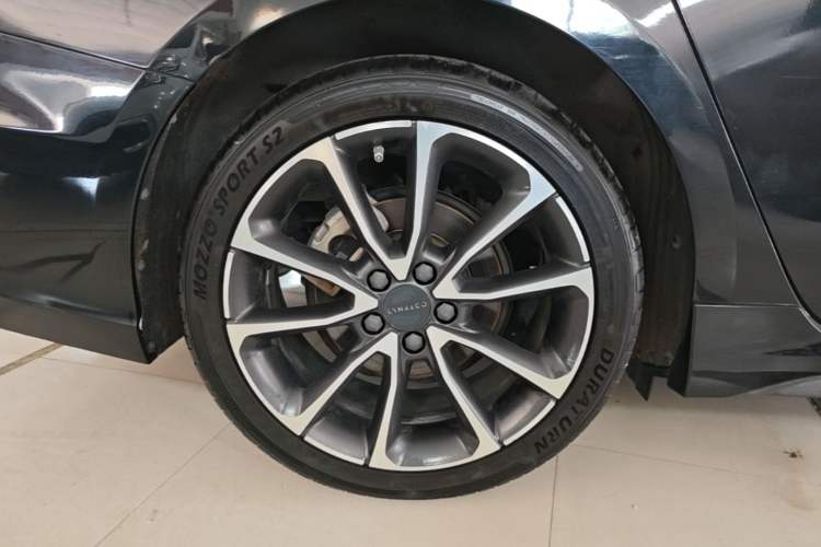 Used Lynk & Co 03 2018 1.5TD DCT Sport Edition China V Standard Exterior 2