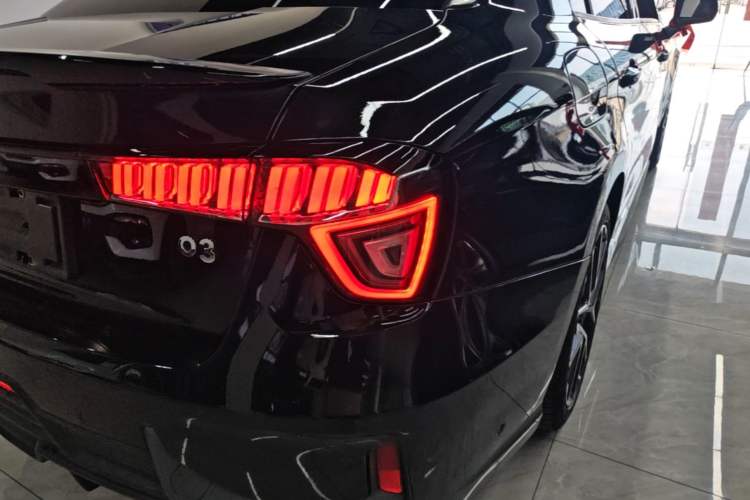 Used Lynk & Co 03 2018 1.5TD DCT JingPro Edition China V Standard Exterior 3
