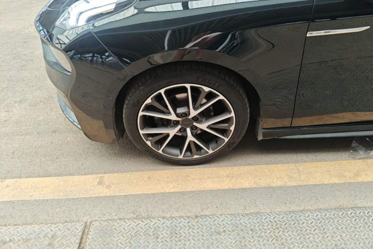 Used Lynk & Co 03 2018 1.5TD DCT JingPro Edition China V Standard Exterior 4