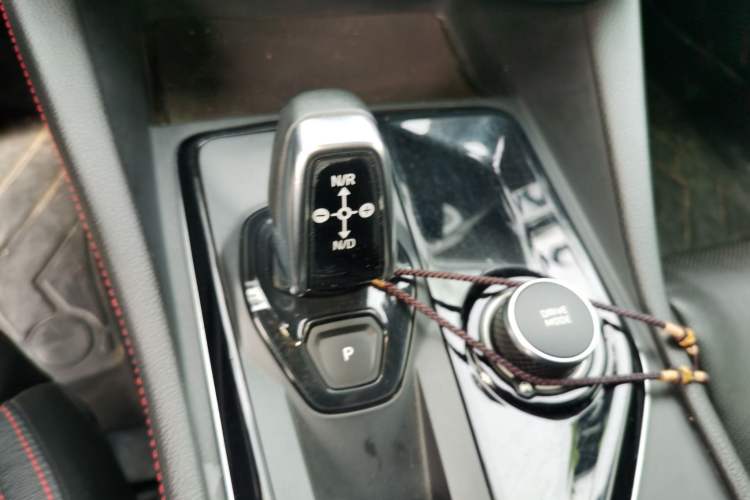 Used Lynk & Co 03 2018 1.5TD DCT Sport Edition China V Standard Gear Lever