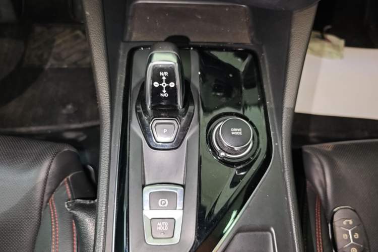 Used Lynk & Co 03 2018 1.5TD DCT Sport Edition China V Standard Gear Lever