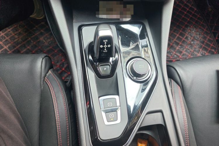 Used Lynk & Co 03 2018 1.5TD DCT JingPro Edition China V Standard Gear Lever