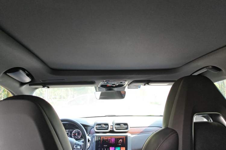 Used Lynk & Co 03 2018 1.5TD DCT JingPro Edition China V Standard Headliner