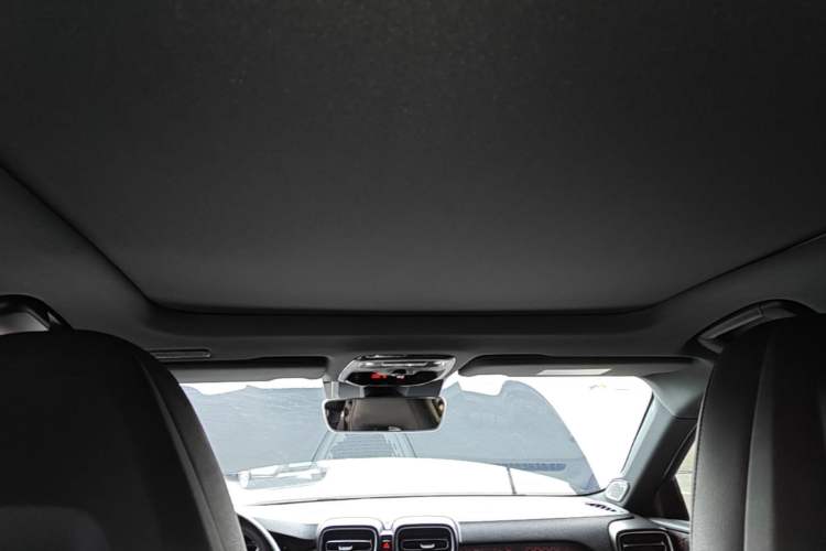 Used Lynk & Co 03 2018 1.5TD DCT JingPro Edition China V Standard Headliner