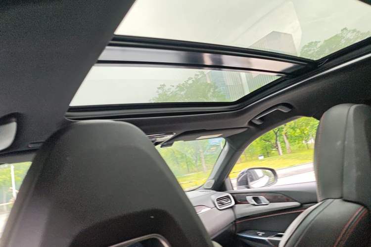 Used Lynk & Co 03 2018 1.5TD DCT JingPro Edition China V Standard Headliner