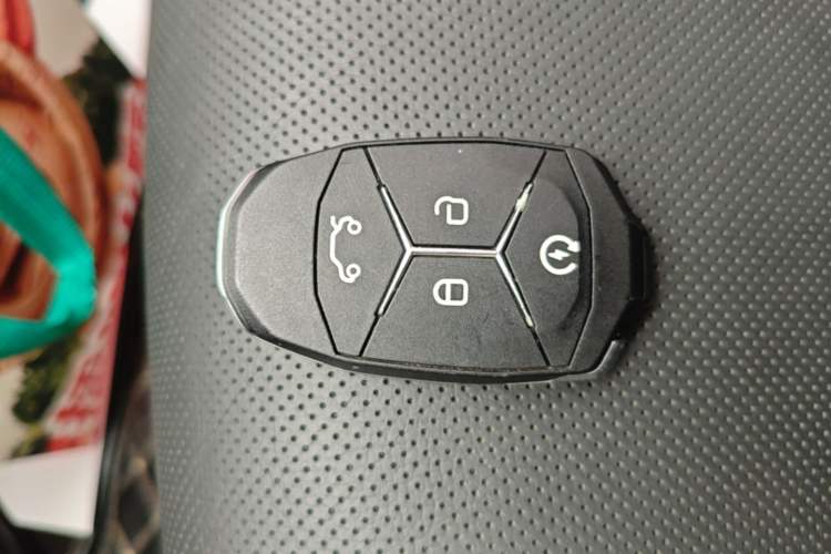 Used Lynk & Co 03 2018 1.5TD DCT JingPro Edition China V Standard Interior 1