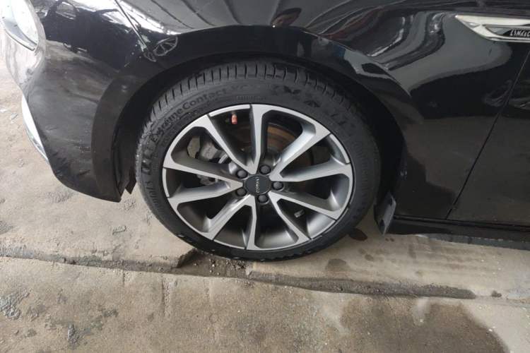 Used Lynk & Co 03 2018 1.5TD DCT Sport Edition China V Standard Left Front Wheel Hub