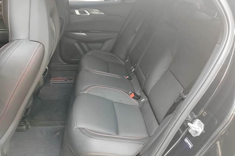 Used Lynk & Co 03 2018 1.5TD DCT JingPro Edition China V Standard Left Rear Seat