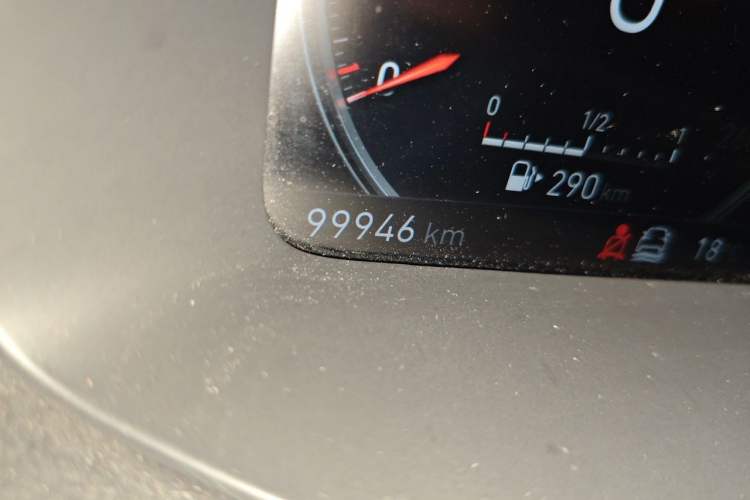Used Lynk & Co 03 2018 1.5TD DCT JingPro Edition China V Standard Odometer Close Up