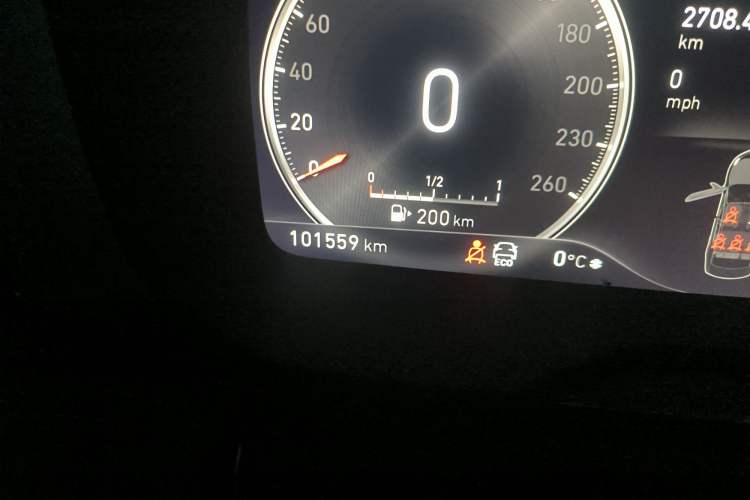 Used Lynk & Co 03 2018 1.5TD DCT JingPro Edition China V Standard Odometer Close Up
