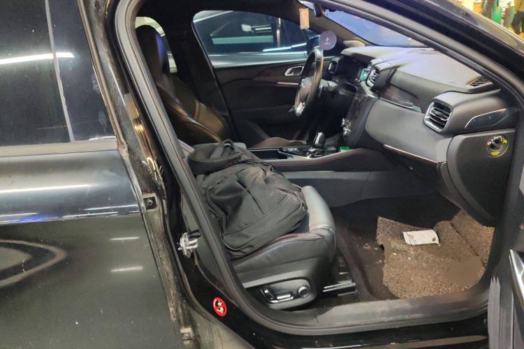 Used Lynk & Co 03 2018 1.5TD DCT JingPro Edition China V Standard Right Front Seat