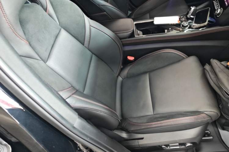 Used Lynk & Co 03 2018 1.5TD DCT JingPro Edition China V Standard Right Front Seat