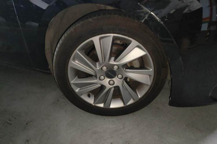 Used Lynk & Co 03 2018 1.5TD DCT Version China V Standard Right Front Wheel Hub