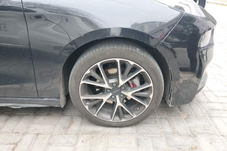Used Lynk & Co 03 2018 1.5TD DCT JingPro Edition China V Standard Right Front Wheel Hub