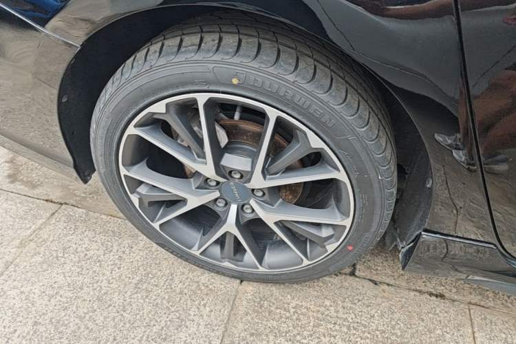 Used Lynk & Co 03 2018 1.5TD DCT JingPro Edition China V Standard Right Rear Wheel Hub