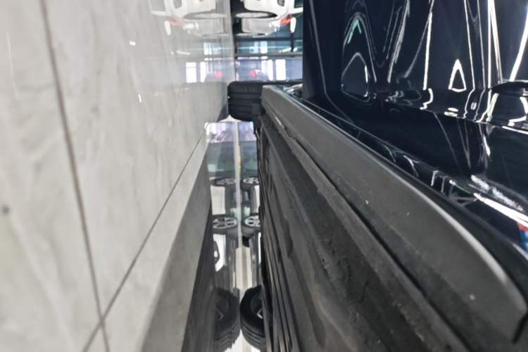 Used Lynk & Co 03 2018 1.5TD DCT JingPro Edition China V Standard Right Side Sill