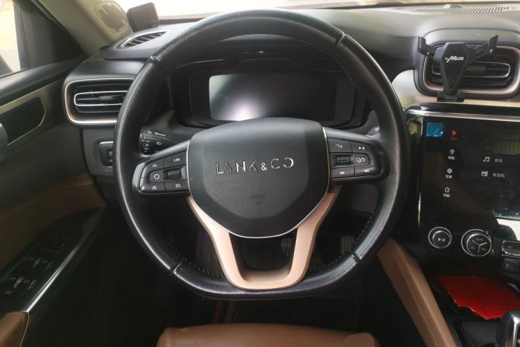 Used Lynk & Co 03 2018 1.5TD DCT Version China V Standard Steering Wheel