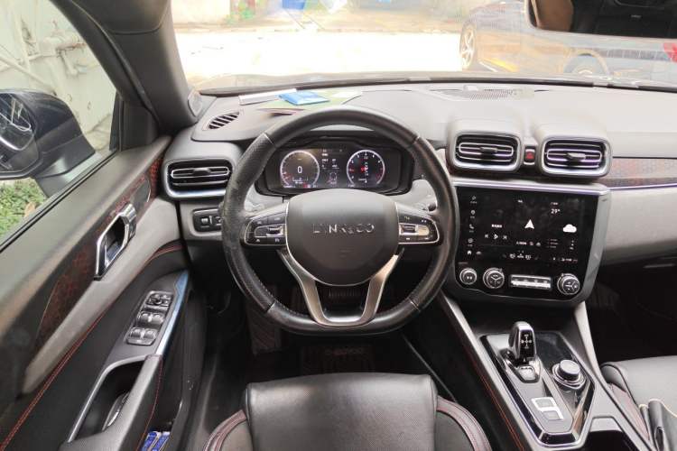 Used Lynk & Co 03 2018 1.5TD DCT JingPro Edition China V Standard Steering Wheel