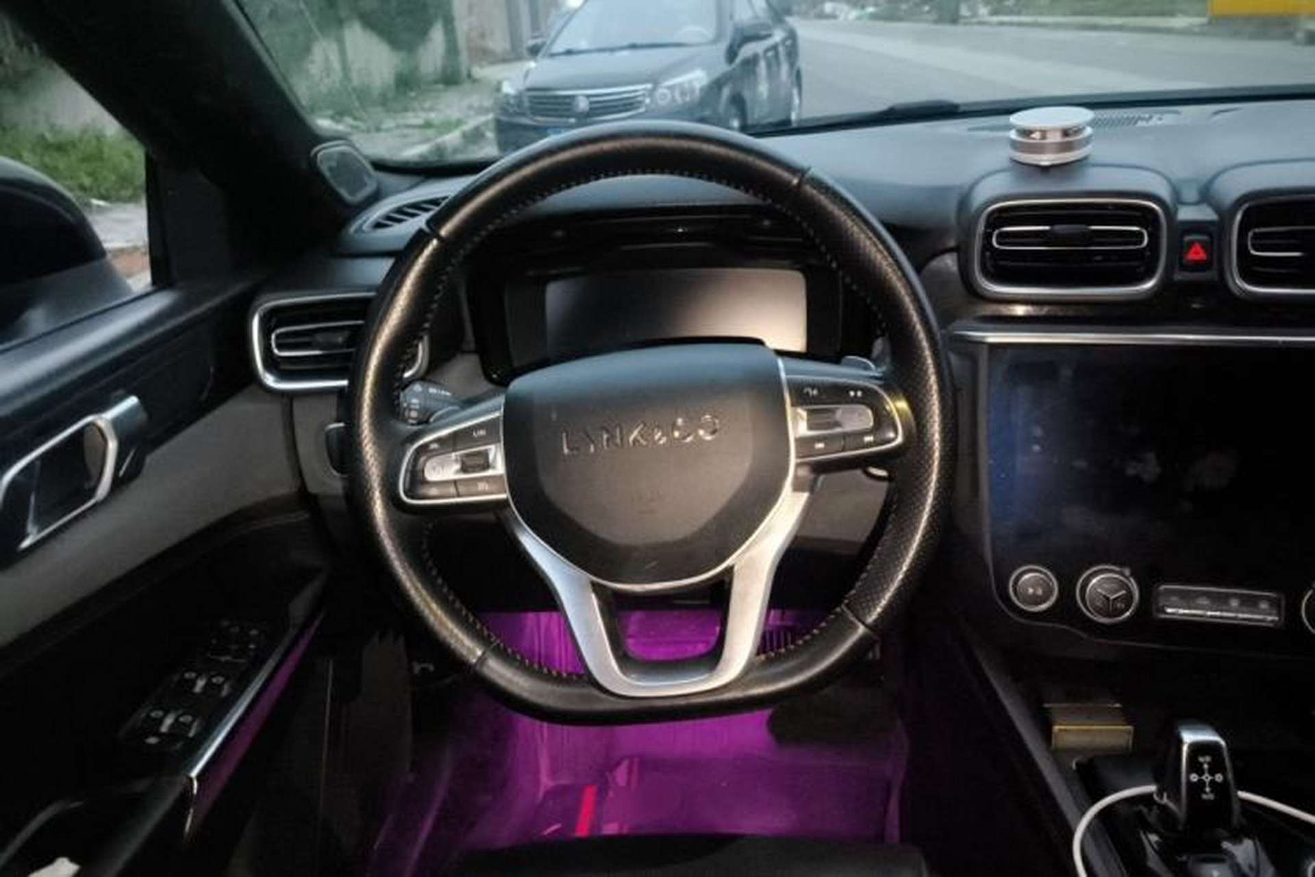 Used Lynk & Co 03 2018 1.5TD DCT JingPro Edition China V Standard Steering Wheel