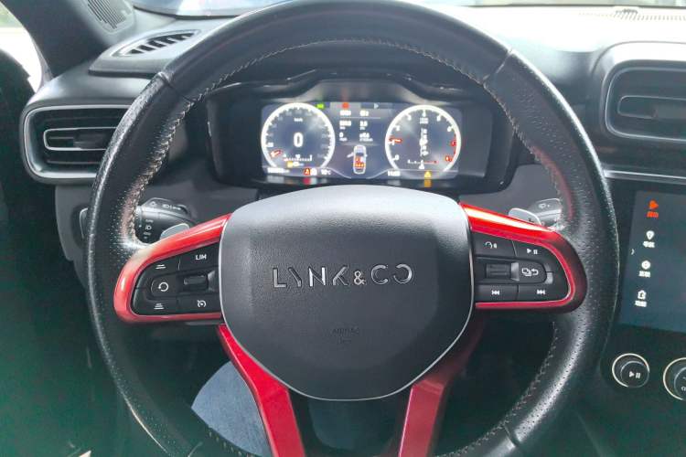 Used Lynk & Co 03 2018 1.5TD DCT Sport Edition China V Standard Steering Wheel
