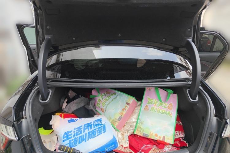 Used Lynk & Co 03 2018 1.5TD DCT JingPro Edition China V Standard Trunk