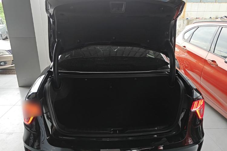 Used Lynk & Co 03 2018 1.5TD DCT JingPro Edition China V Standard Trunk