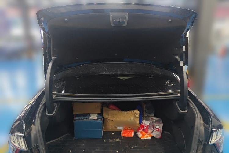 Used Lynk & Co 03 2018 1.5TD DCT JingPro Edition China V Standard Trunk