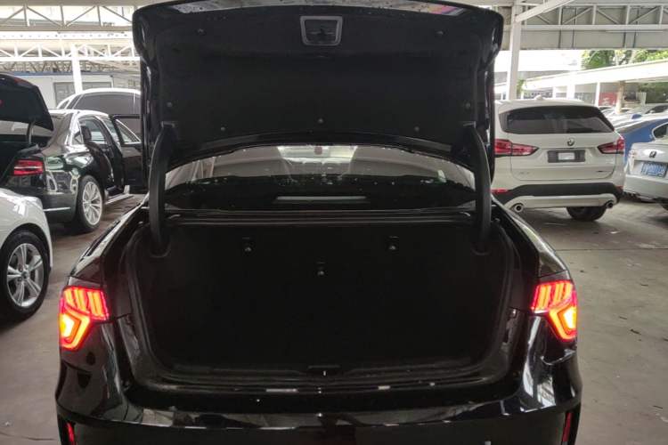 Used Lynk & Co 03 2018 1.5TD DCT Sport Edition China V Standard Trunk