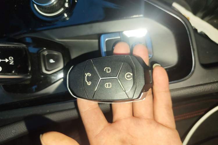 Used Lynk & Co 03 2018 1.5TD DCT JingPro Edition China V Standard Vehicle Key