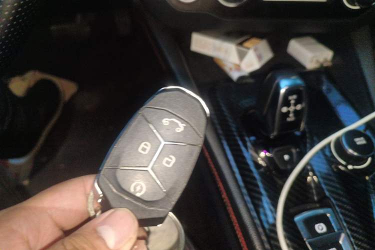 Used Lynk & Co 03 2018 1.5TD DCT JingPro Edition China V Standard Vehicle Key