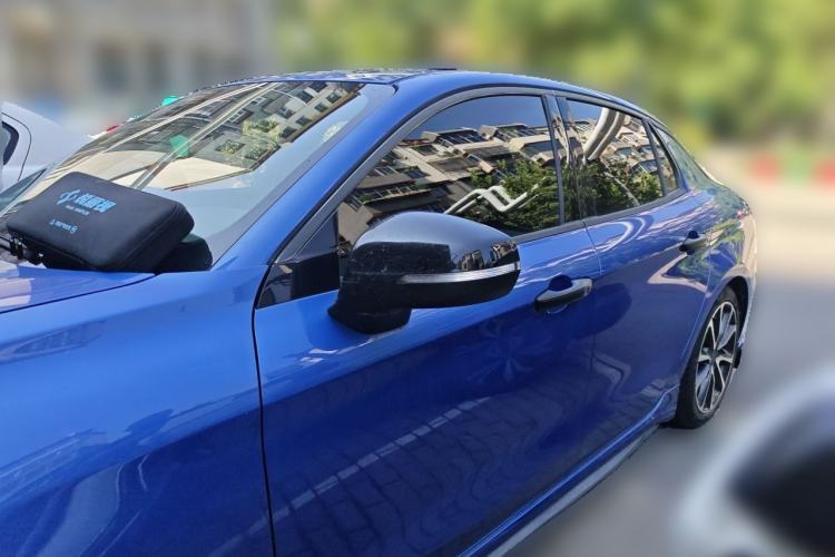 Lynk & Co 03 2018 1.5TD DCT Sport Edition China V Standard usado Guazi used car, China used car export, Used car for sale, Used cars, Cheapest cars for sale