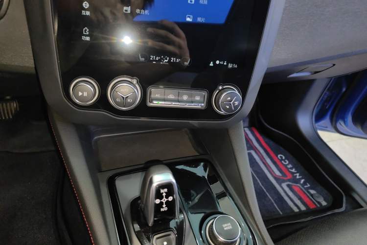 Used Lynk & Co 03 2018 1.5TD DCT Sport Edition China V Standard Audio And AC Panel