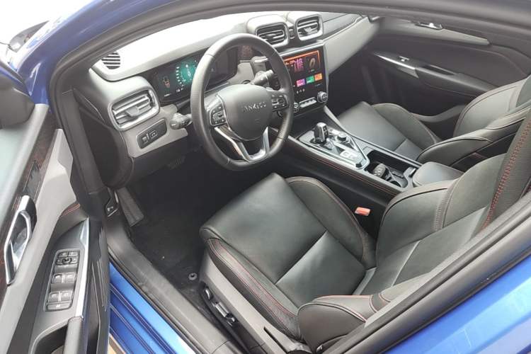 Used Lynk & Co 03 2018 1.5TD DCT JingPro Edition China V Standard Driver Seat