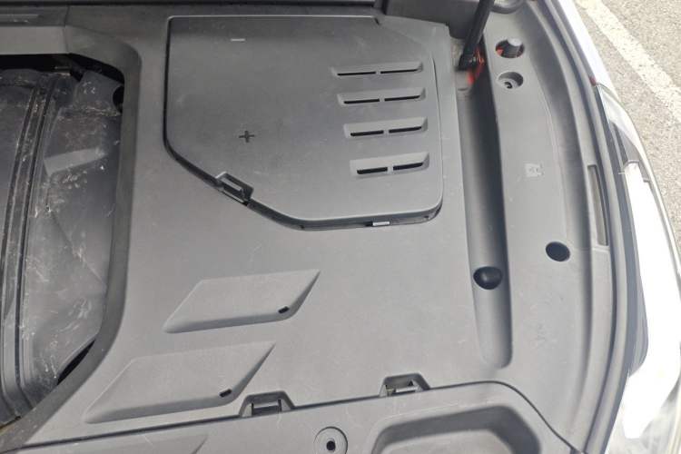 Used Lynk & Co 03 2018 1.5TD DCT Sport Edition China V Standard Engine Bay Left